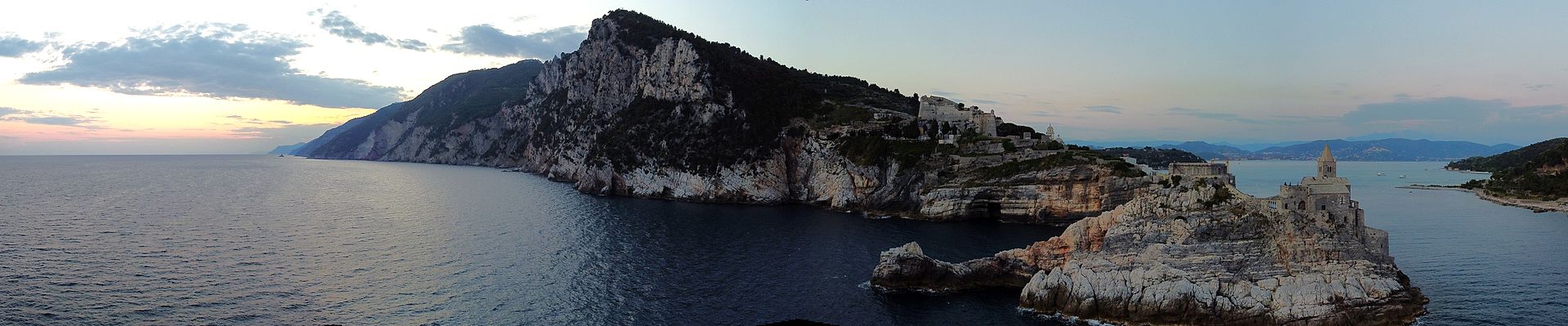 Portovenere al Crepuscolo — fotografia aerea con drone, Portovenere